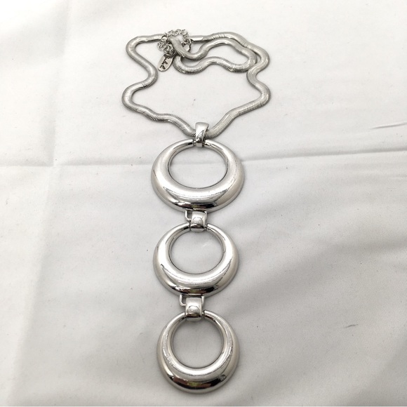 Jules B., Silver Tone Geometric Necklace, Excellent Quality - Picture 1 of 6